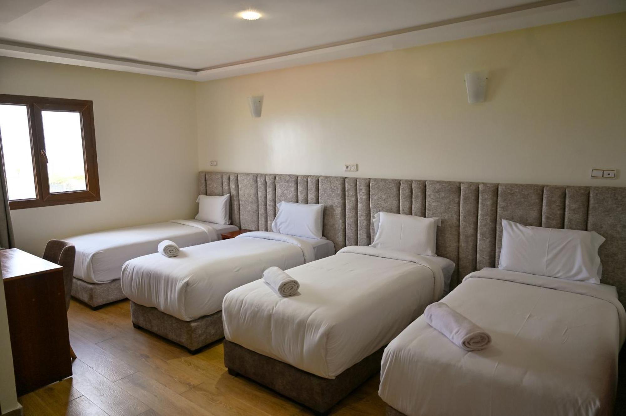 Hotel Jawharat เอลจาดิด้า ภายนอก รูปภาพ
