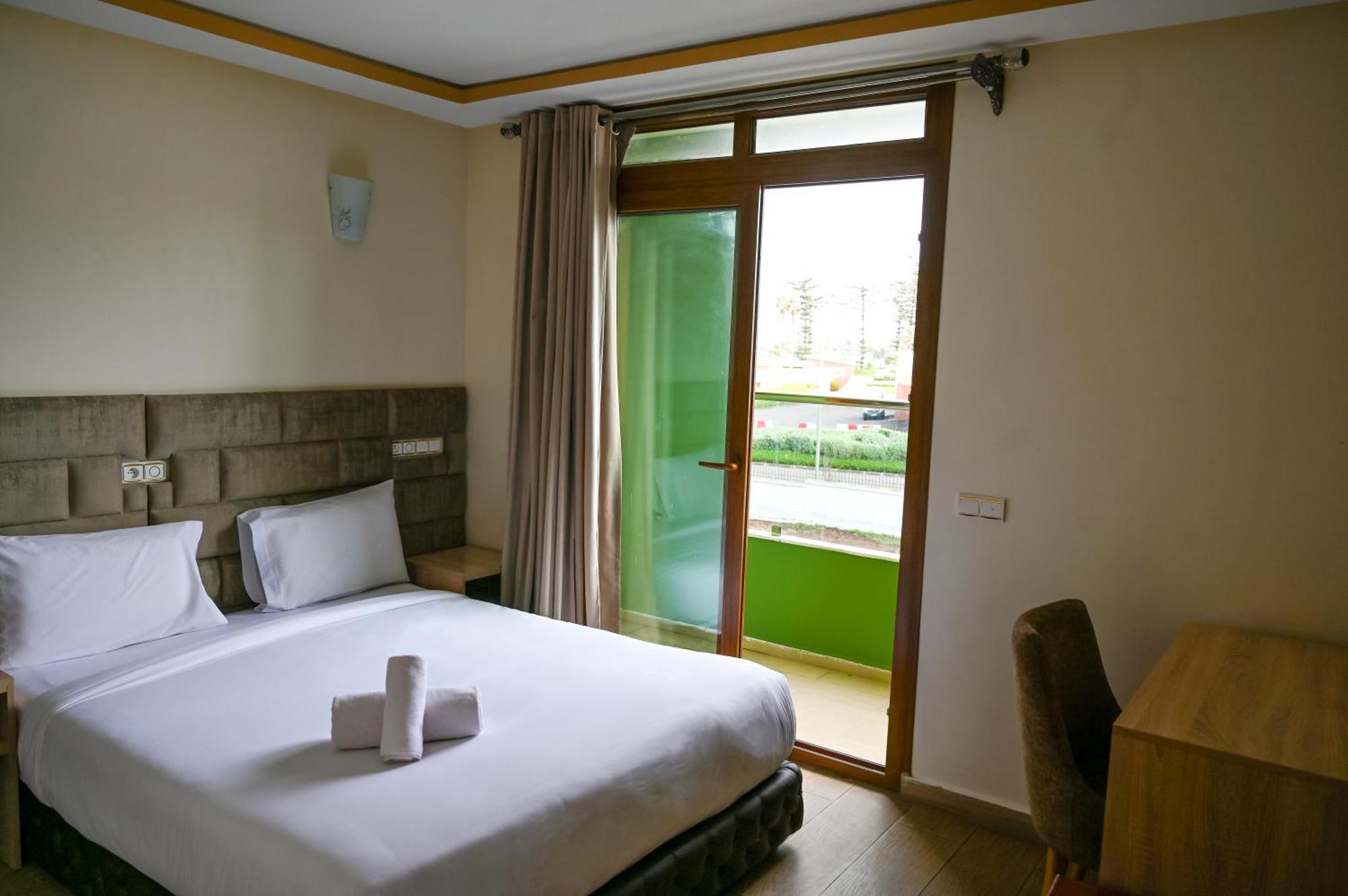 Hotel Jawharat เอลจาดิด้า ภายนอก รูปภาพ