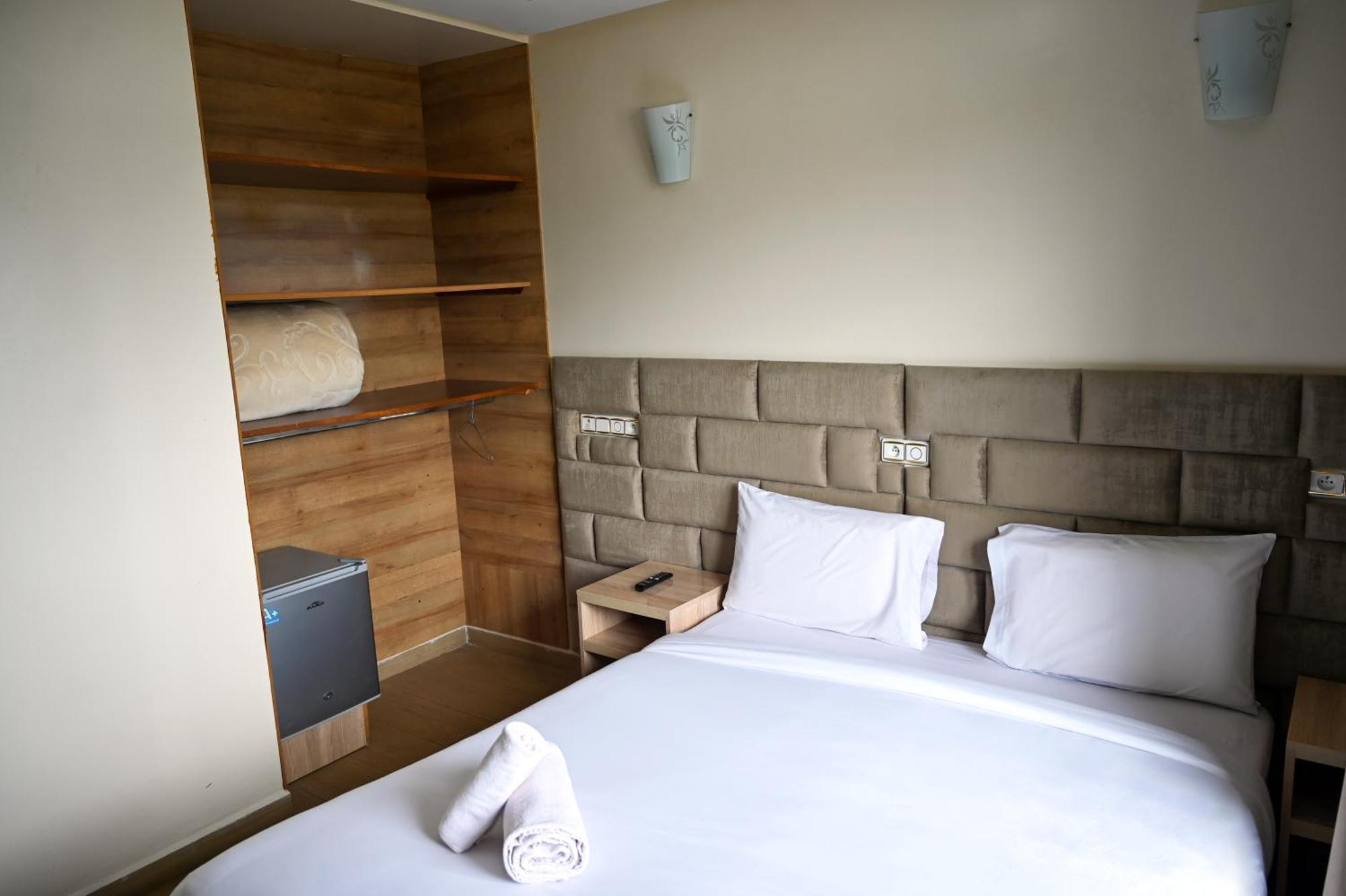 Hotel Jawharat เอลจาดิด้า ภายนอก รูปภาพ